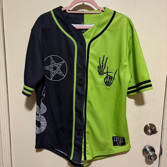 Level Up Jersey Green/ Black size: medium - Picture 2 of 3